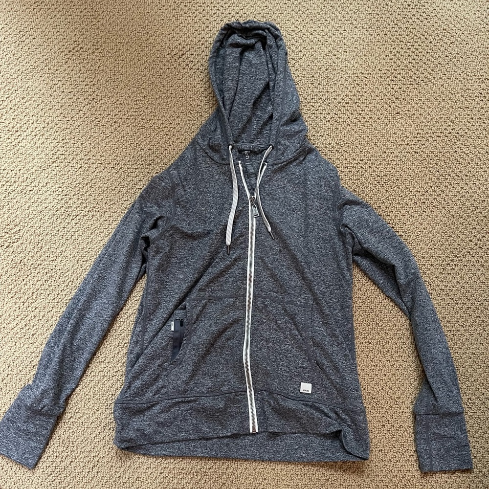 Vuori Performance Joggers and Zip Hoodie Jacket in Heather Grey Size Medium